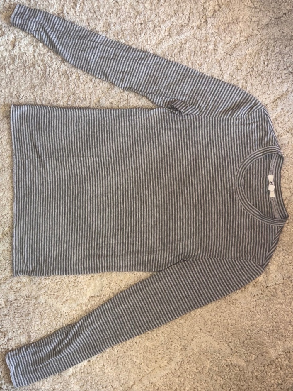 Size Small Lightweight Gray Striped Long-Sleeved Shirt, Splendid Collection